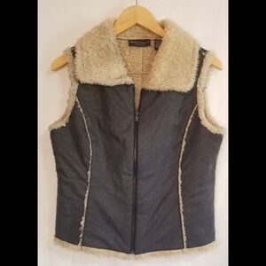 Dana Buchman Dark Gray Faux Leather Vest with Cream Faux-Shearling Trim Size 6P